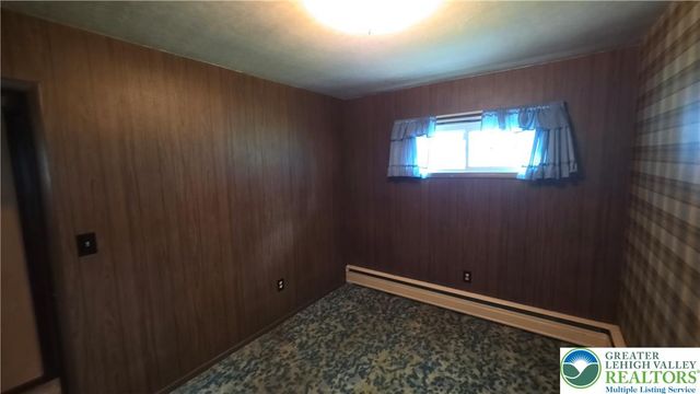 1237 Keller Road, Bushkill Twp, PA 18091