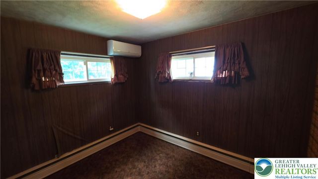 1237 Keller Road, Bushkill Twp, PA 18091