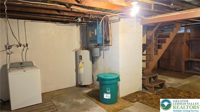 1237 Keller Road, Bushkill Twp, PA 18091