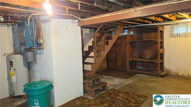 1237 Keller Road, Bushkill Twp, PA 18091