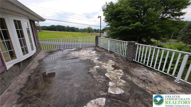 1237 Keller Road, Bushkill Twp, PA 18091