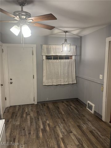 1019 Quilliams Road, Cleveland Heights, OH 44121