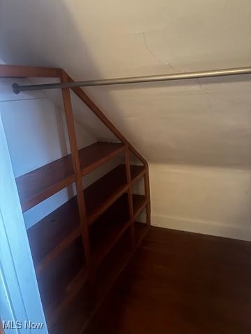 1019 Quilliams Road, Cleveland Heights, OH 44121