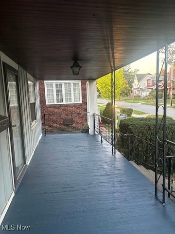 1019 Quilliams Road, Cleveland Heights, OH 44121