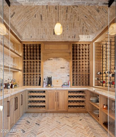 6541 N 48th Street, Paradise Valley, AZ 85253