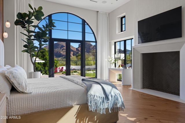 6541 N 48th Street, Paradise Valley, AZ 85253