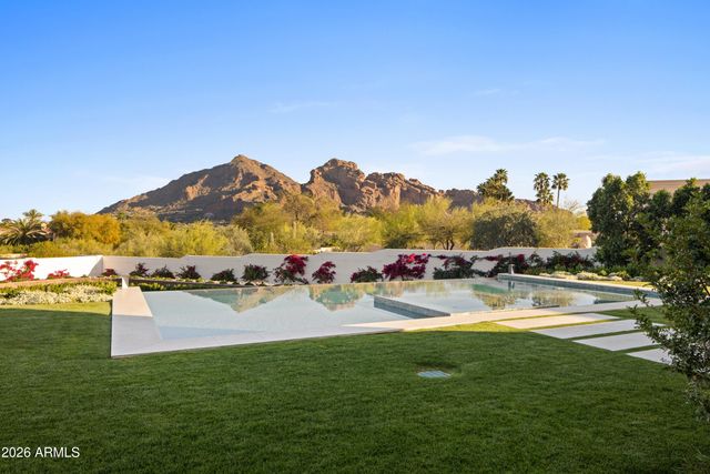 6541 N 48th Street, Paradise Valley, AZ 85253