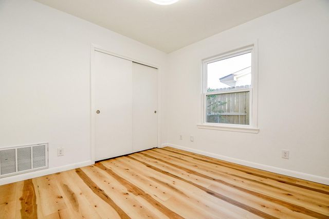 9534 Kerrwood Lane, Houston, TX 77080