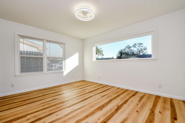 9534 Kerrwood Lane, Houston, TX 77080