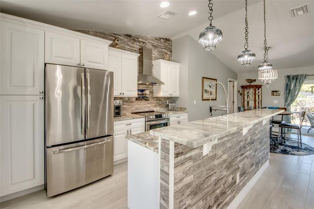 3714 GULF BREEZE LANE, Punta Gorda, FL 33950