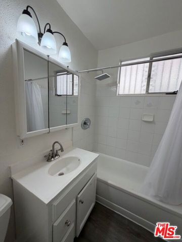 1407 Alvarado Terrace 4, Los Angeles, CA 90006