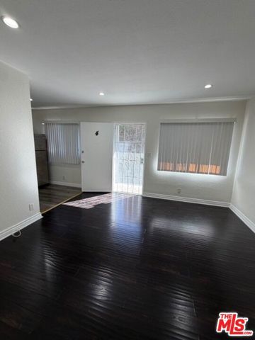 1407 Alvarado Terrace 4, Los Angeles, CA 90006