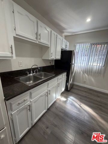 1407 Alvarado Terrace 4, Los Angeles, CA 90006