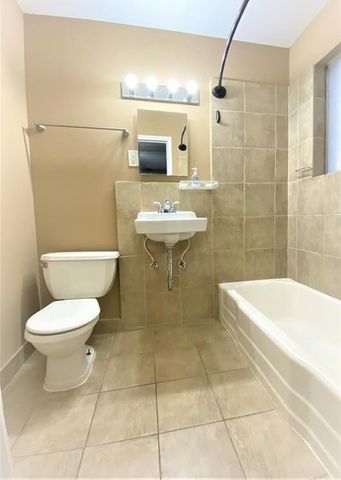 427 W 17th Street 4, Houston, TX 77008