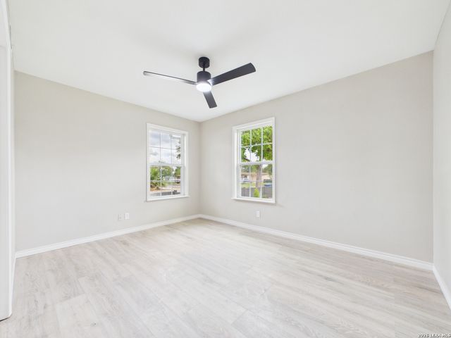 447 E Rampart, San Antonio, TX 78216