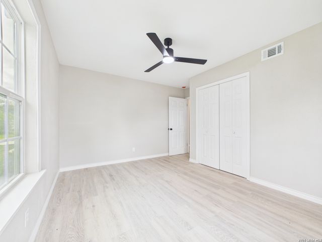 447 E Rampart, San Antonio, TX 78216