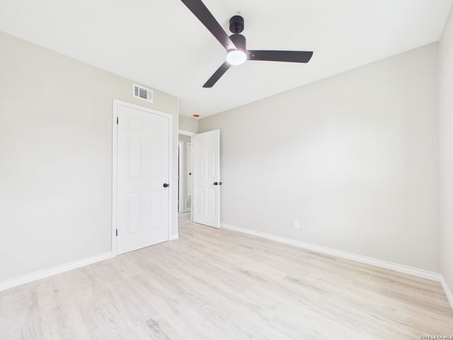 447 E Rampart, San Antonio, TX 78216