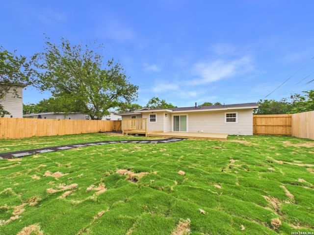 447 E Rampart, San Antonio, TX 78216