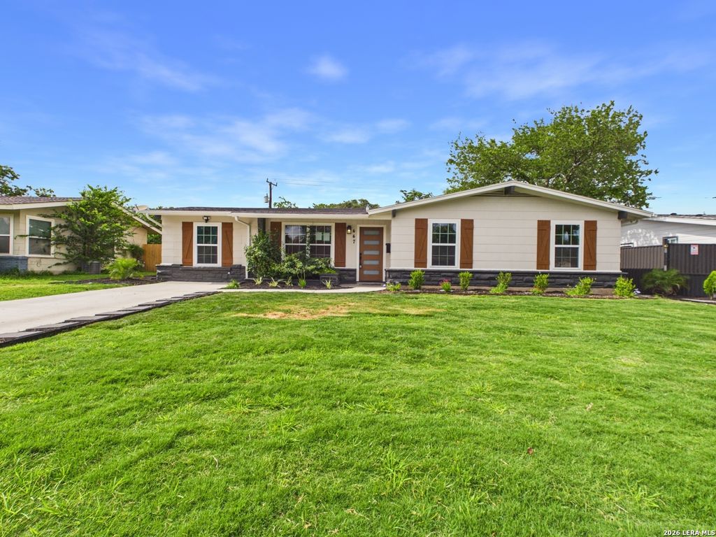 447 E Rampart, San Antonio, TX 78216