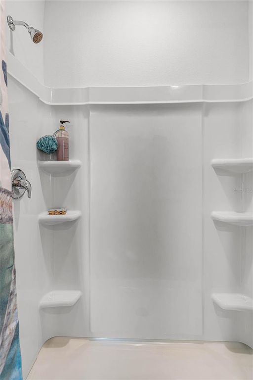 Image 20 of property listing at 3098 VICEROY COURT, Poinciana, FL 34759