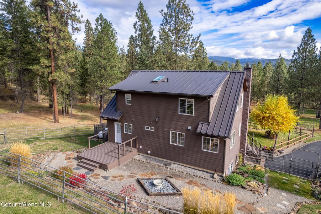 4125 S Wolf Lodge Terrace RD, Coeur d'Alene, ID 83814 photo 4