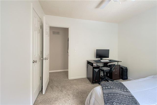 13822 S Acuff Street, Olathe, KS 66062
