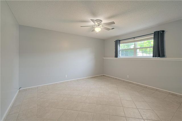 13822 S Acuff Street, Olathe, KS 66062