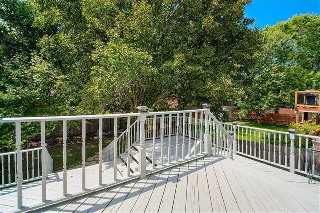 13822 S Acuff Street, Olathe, KS 66062