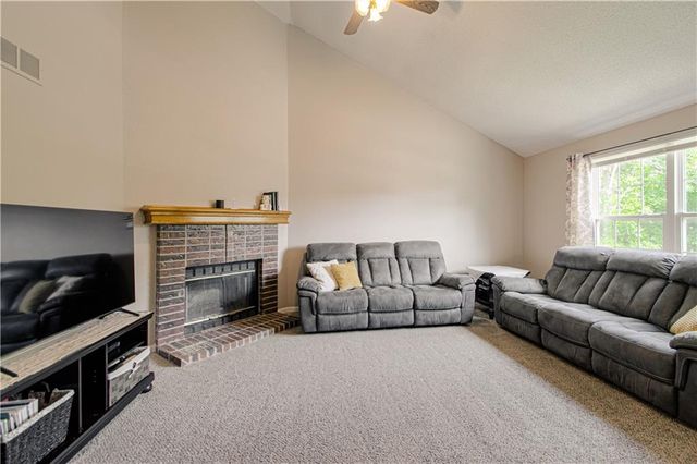 13822 S Acuff Street, Olathe, KS 66062