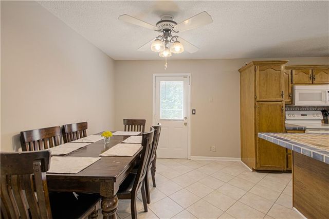 13822 S Acuff Street, Olathe, KS 66062