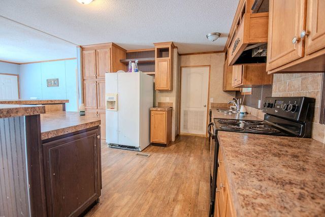 18526 KY Hwy 1247, Waynesburg, KY 40489