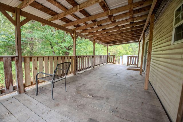 18526 KY Hwy 1247, Waynesburg, KY 40489