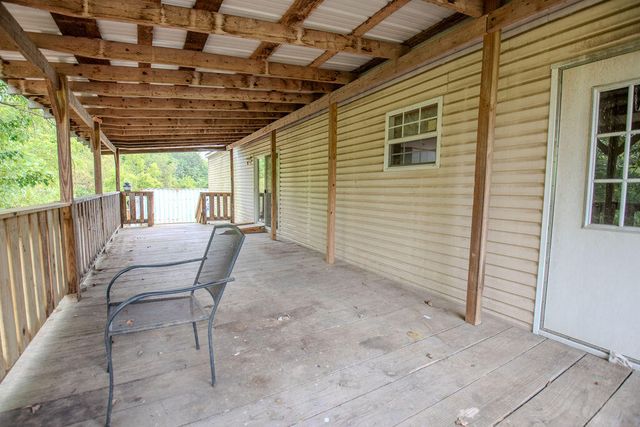 18526 KY Hwy 1247, Waynesburg, KY 40489