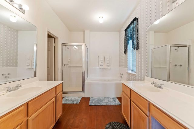 1906 Twin Tulip Court, Fresno, TX 77545