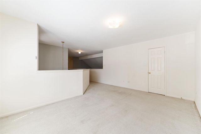 1906 Twin Tulip Court, Fresno, TX 77545