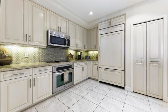 120 Ocean Grande Boulevard 802, Jupiter, FL 33477