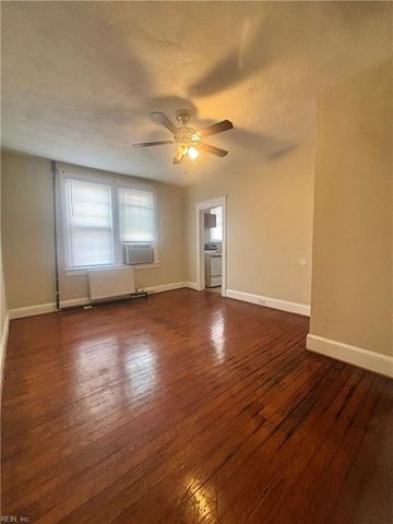 421 Broad St Apt 3, Portsmouth, VA 23707