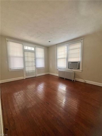 421 Broad St Apt 3, Portsmouth, VA 23707