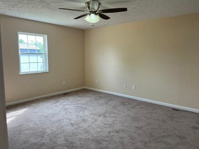 203 Nicole Drive, Hurricane, WV 25526