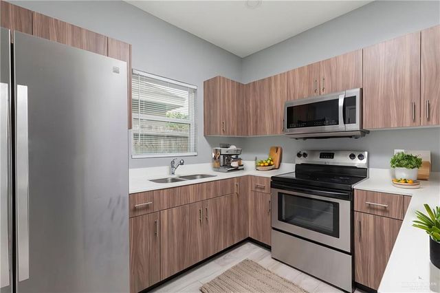 3801 Tinsley Avenue, Edinburg, TX 78539