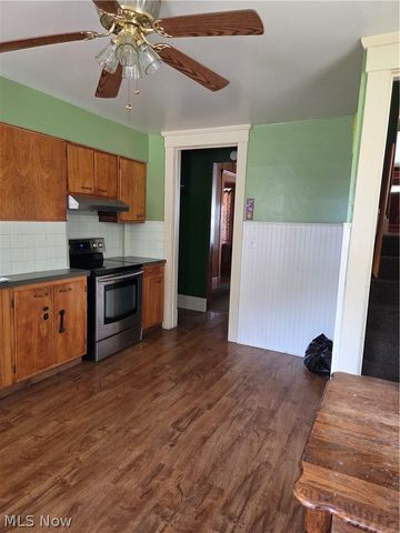 2025 W 100th Street, Cleveland, OH 44102