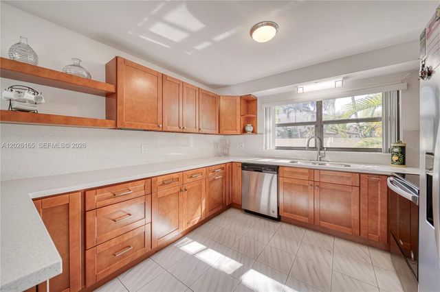 13337 SW 64th Ln, Miami, FL 33183