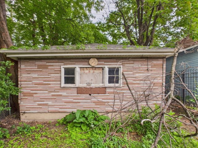3527 S Rockwell Street, Chicago, IL 60632