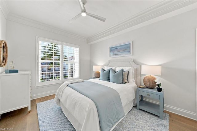 411 6th ST S 301, Naples, FL 34102