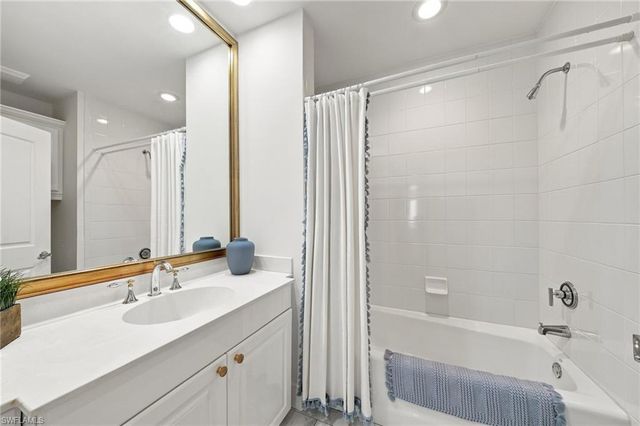 411 6th ST S 301, Naples, FL 34102