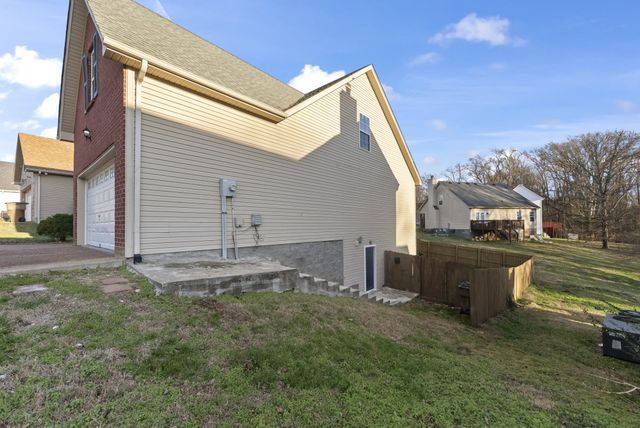 3221 Grace Crest Pt, Nashville, TN 37217