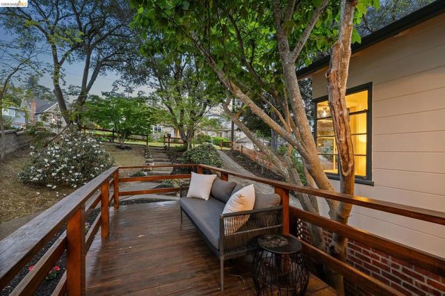 2380 Leimert Blvd, Oakland, CA 94602