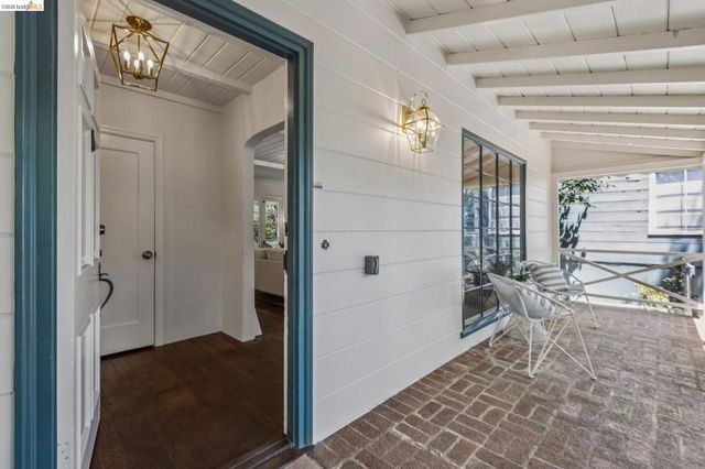 2380 Leimert Blvd, Oakland, CA 94602