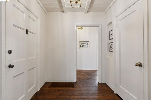 2380 Leimert Blvd, Oakland, CA 94602