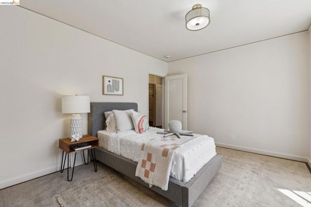 2380 Leimert Blvd, Oakland, CA 94602